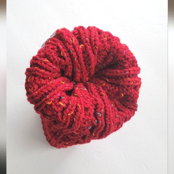 *Andorra Gear beanie hat - Picture 4 of 5